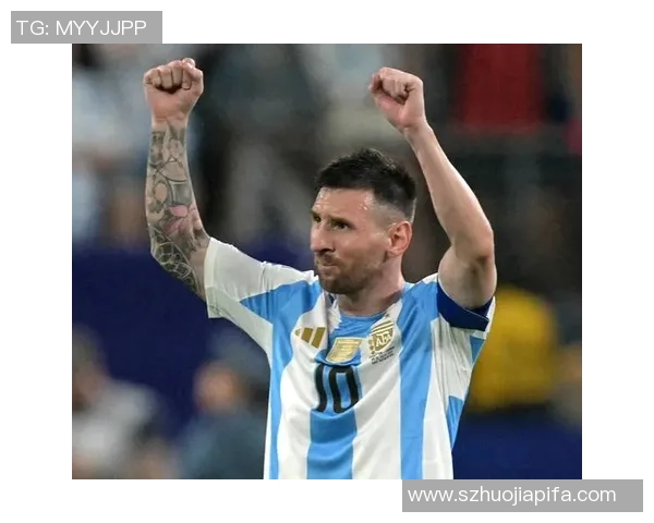 足坛传奇人物揭秘：那些让球迷疯狂的有趣足球明星背后的故事